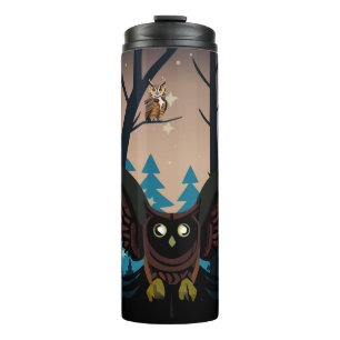 Termo Grandioso Búho De Cuerno En La Cacería