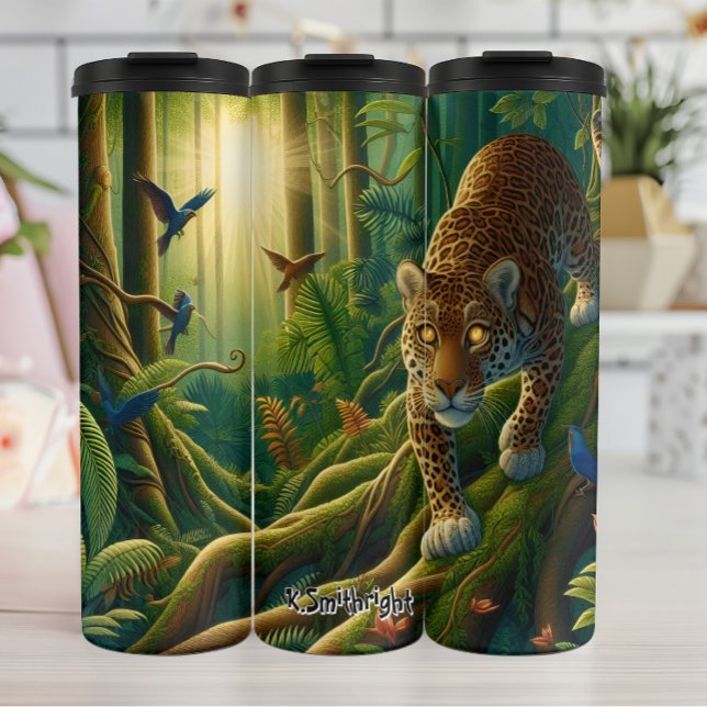 Termo Jaguar en la exuberante luz solar de la jungla (Subido por el creador)