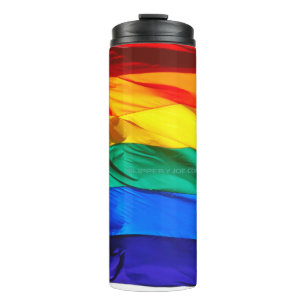 Termo La bandera del orgullo gay de SlipperyJoe's ondean