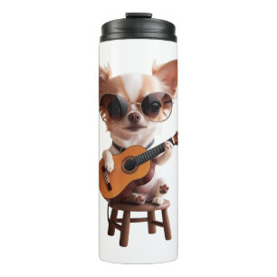 Termo lindo chihuahua tocando guitarra clásica dibujo an