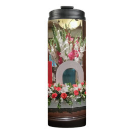 Termo "Mamá, te amo" - Un sincero tributo floral