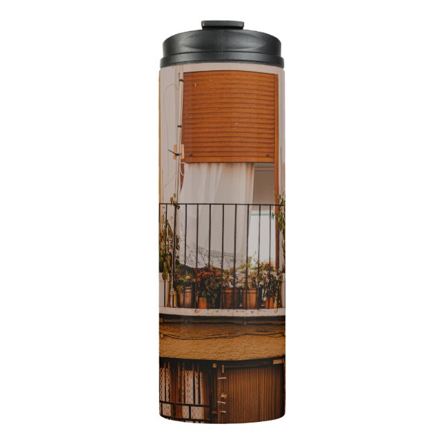 TERMO MARRÓN DE VENTANA DE MADERA MARRÓN CON PLANTAS VER (Anverso)