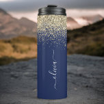 Termo Nombre del Monograma de Girly Purpurina de Oro Azu<br><div class="desc">El Purpurina de espuma azul y oro de la marina cepillaron el nombre del monograma Metalizado con el tumbler. Esto hace que el dulce perfecto cumpleaños 16, boda, ducha de novia, aniversario, ducha de bebé o fiesta de soltera sea regalo para alguien que ama el lujo glam y los estilos...</div>