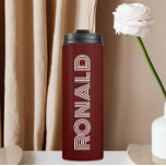 Termo Nombre personalizado de la tipografía moderna marr<br><div class="desc">Mantén frías las bebidas calientes y frías con este tumbler termal aislado de color marrón y nombre impreso en tipografía moderna y blanca. Edite su vaso térmico y reemplace el nombre por el nombre deseado. Perfecto para un regalo de cumpleaños,  regalo de boda,  etc.</div>