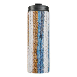 Termo Papeleo de denim: alfombra de jeans reciclados.