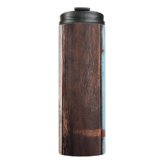 Termo Paredes de madera gris vieja, negro, blanco, table