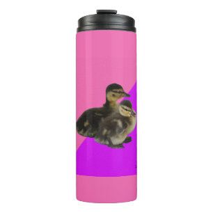 Termo Patitos sobre sorbete de frambuesa rosa y púrpura