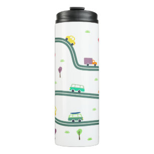 Termo Pequeños coches pequeños que viajan por la carrete