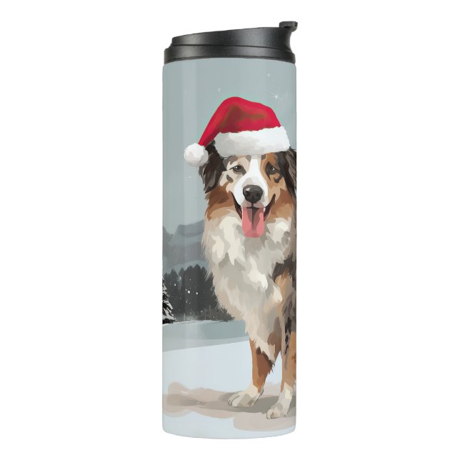 Termo Perro Pastor Australiano en Navidad con Nieve (Rotado hacia la izquierda)