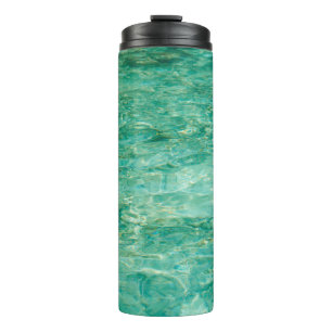 Termo Río lacado de aguas oceánicas