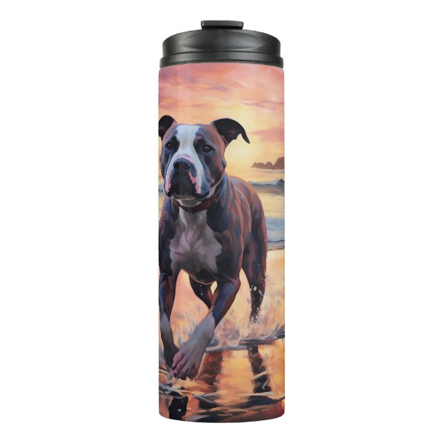 Termo Sandy American Staffordshire Dog on Beach Sunset (Anverso)