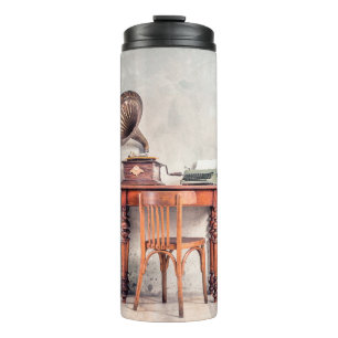 Termo Silla antigua, máquina de escribir antigua, radio 