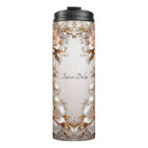 Taza térmica de flores blancas y rosadas suaves
