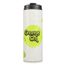 Tennis Sports Tumbler con la cita GAME ON