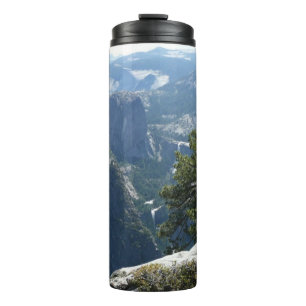 Termo Vista de Yosemite Mountain en el Parque Nacional Y