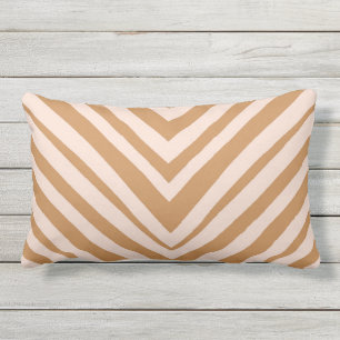 terracota rayada chevron y almohada rosa exterior