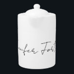 Tetera Caligrafía Elegante Llanto Blanco y Negro Simple<br><div class="desc">¿Buscando una caligrafía hermosa con una letra estética? Este diseño simple y llamativo es para ti. Este producto,  especialmente diseñado para el matrimonio y el uso del apellido familiar,  impresiona inmediatamente a los que lo ven. El diseño elegante y refinado reflejará inmediatamente la calidad de su relación y familia.</div>