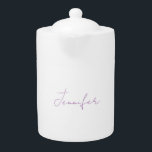 Tetera Calligrafía de Lavender Nombre sencillo elegante<br><div class="desc">Este producto fue muy bueno y me encanta lo fácil que es para el diseño personalizar. El diseño era muy sencillo,  así que me siento muy complacido cuando lo creo.</div>