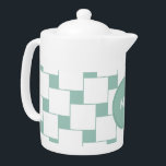 Tetera Cuadrados trenzados divertidos Mint Green<br><div class="desc">Divertido y estiloso diseño de cuadros trenzados modernos. Se muestra aquí en Mint Green para ese aspecto de Moda total - con una plantilla de monograma extraíble</div>