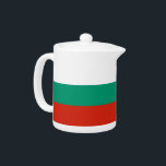 Tetera de la bandera búlgara<br><div class="desc">¡Añade un toque de orgullo búlgaro a tu hora de té con nuestra exclusiva tetera con la bandera de Bulgaria! Esta tetera, elaborada con meticulosa atención a los detalles, es más que sólo un elemento funcional; es una celebración de la rica cultura y herencia de Bulgaria. El elegante diseño muestra...</div>