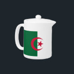 Tetera de la bandera de Argelia<br><div class="desc">Añada un toque de orgullo argelino a su hora del té con esta exclusiva tetera con la bandera de Argelia. Diseñada con elegancia e importancia cultural, esta tetera es más que una pieza funcional —es un tributo a la rica herencia de Argelia. El vibrante diseño de la bandera argelina lo...</div>