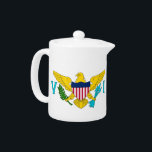 Tetera de la Bandera de las Islas Vírgenes<br><div class="desc">Eleva tu hora de té con nuestra tetera con la bandera de las Islas Vírgenes. Diseñada para mezclar elegancia con orgullo cultural, esta tetera con temática de las Islas Vírgenes es más que un elemento funcional; es una celebración del vibrante patrimonio del territorio. El sofisticado diseño muestra de manera destacada...</div>