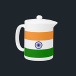 Tetera de la bandera india<br><div class="desc">¡Sirva tus reproducciones favoritas con orgullo usando nuestra exquisita tetera con la bandera de la India! Esta tetera de excelente calidad es perfecta para disfrutar del té mientras se celebra su admiración por la cultura india. Los colores vivos de la bandera india están expuestos de forma destacada, lo que la...</div>