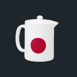Tetera de la bandera japonesa<br><div class="desc">Añada un toque de orgullo japonés a su colección de té con nuestra exclusiva tetera con la bandera de Japón. Esta tetera, elaborada con meticulosa atención a los detalles, es más que sólo un elemento funcional; es una celebración del patrimonio cultural y un diseño elegante. Las impresionantes imágenes muestran de...</div>