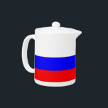 Tetera de la bandera rusa<br><div class="desc">Tetera elegante con bandera de Rusia. Este producto es su personalizable.</div>