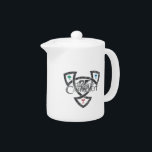 Tetera del nudo de DAoC<br><div class="desc">Pequeña tetera con la edad oscura exclusiva del logotipo del nudo de Camelot.</div>