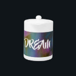 Tetera Dream Tea Jar<br><div class="desc">Este diseño de ensueño inspira con su fondo abstracto y letras que deletrean DREAM. Hace un gran regalo para un ser querido o un amigo.</div>