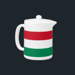 Tetera húngara de la bandera<br><div class="desc">Tetera elegante con la bandera de Hungría. Este producto su personalizable.</div>