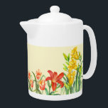 Tetera Ilustracion botánico de las flores de primavera ac<br><div class="desc">Basado en mi ilustracion acuarela de daffodils,  tulipanes de loro amarillo,  lirios naranjas y lirios de día amarillos. Una bonita combinación de flores primaverales de colores vivos. Personalizable en Zazzle con tu propio texto para un diseño personalizado. Mira mi tienda para ver los artículos que coincidan.</div>