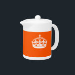 Tetera MANTENER TRANQUILA Icono DE LA CORONA en el Person<br><div class="desc">Un diseño de la corona Keep Calm sobre una vibrante decoración de naranja macizo que se puede personalizar si se desea con algún texto. Utilice el vínculo "Preguntar a este diseñador" para contactarnos con sus solicitudes de diseño especiales o para obtener ayuda con sus necesidades de personalización.</div>