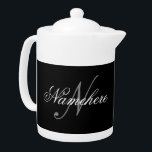 Tetera Monograma único personalizado de nombre blanco y n<br><div class="desc">Diseño de monograma único personalizado en blanco y negro para cualquier persona.</div>