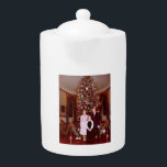 Tetera Navidades Presidente James Jimmy Carter Casa Blanc<br><div class="desc">Navidades de la familia James Earl Jimmy Carter Jr. Jimmy Carter fue el 39° presidente de los Estados Unidos entre 1977 y 1981. Fue galardonado con el Premio Nobel de la Paz de 2002 por su labor encaminada a encontrar soluciones pacíficas a los conflictos internacionales, promover la democracia y los...</div>