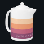 Tetera Paleta de cosecha-Motivacional-<br><div class="desc">Empieza tu día con motivación y positividad usando nuestra tetera Harvest Palette "One Sip at a Time, One Day at a Time". Con un mensaje inspirador y un diseño que presenta los ricos tonos del otoño, esta taza te anima a mantenerte concentrado en tus objetivos, recordándote que el progreso pasa...</div>