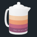 Tetera Paleta de cosecha-Motivacional-<br><div class="desc">Empieza tu día con motivación y positividad usando nuestra tetera Harvest Palette "One Sip at a Time, One Day at a Time". Con un mensaje inspirador y un diseño que presenta los ricos tonos del otoño, esta taza te anima a mantenerte concentrado en tus objetivos, recordándote que el progreso pasa...</div>
