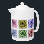 Tetera Patrón de arte pop de flores coloridas<br><div class="desc">Estilo de arte pop Gerbera patrón de flores en tonos pastel en tetera.</div>
