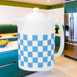 Tetera patrón de comprobación blanco azul lindo<br><div class="desc">tetera del patrón de chequeo blanco azul lindo</div>