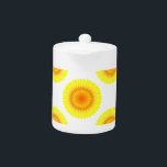 Tetera Patrón de girasol personalizado<br><div class="desc">Patrón de girasol en amarillo y naranja. Diseño original.</div>