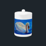 Tetera Pintura de acuarela de cisne blanco, aves acuática<br><div class="desc">Pintura de acuarela de cisne blanco - Una de mis pinturas acuáticas originales - vivía a lo largo de un río que se mueve rápidamente. El río siempre era muy oscuro y turbio. Durante un verano vino un par de cisnes para una visita. Tomé tantas fotos de ellas que pude...</div>