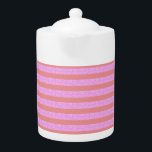 Tetera rosa<br><div class="desc">Moderno,  moda y sofisticado diseño de popcorn anime. Popcorn Anime - diseños para sonrisas y risas. Para más diversión,  visita: www.popcornanime.com</div>