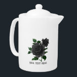 Tetera Rosas negros góticos vintage personalizados<br><div class="desc">Tetera gótica vintage con rosas negros.</div>