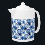 Tetera Tile Teapot-Blue<br><div class="desc">Esta tetera se muestra en blanco con una hermosa estampación de acuarela azul. Tamaño medio mostrado. Personalizar este artículo o compra tal cual. Imprimir material freepik.com</div>