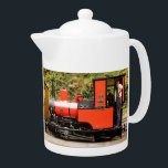 TETERA TRENES DE VAPOR<br><div class="desc">Gales,  la tierra de los pequeños trenes de vapor. Estos pequeños trenes de vapor galeses fueron usados principalmente originalmente para transportar pizarra de las canteras.</div>
