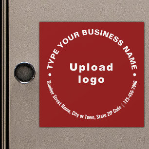 Textos circulares de negocios sobre tarjeta magnét