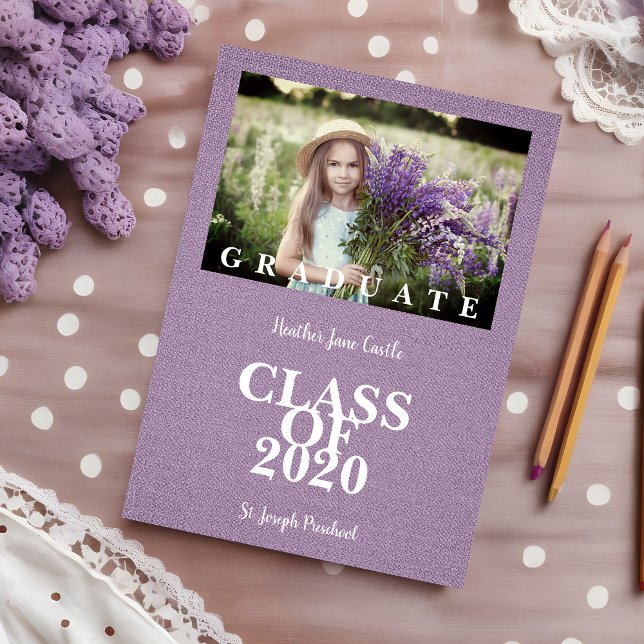 Textura textil de malla fotográfica simple pregrad (Rustic Linen Effect Elegant Lilac Graduation Photo Announcement Card.)