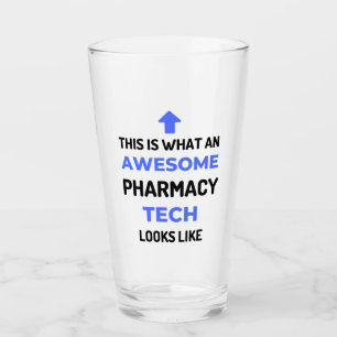 This Is What An Awesome Pharmacy Tech Looks 2