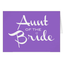 Tía de la novia blanca en morado